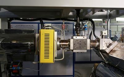 Screen exchanger and measuring pump